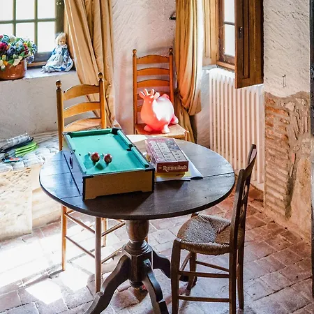 Beautiful Castle In With Private Pool, Cleaning Included Le Veurdre