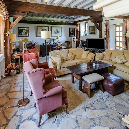 Beautiful Castle In With Private Pool, Cleaning Included Le Veurdre