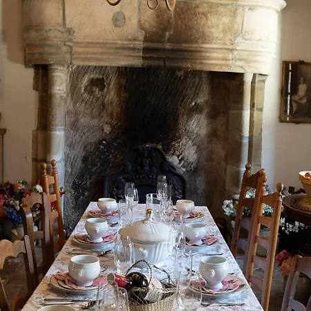 Beautiful Castle In With Private Pool, Cleaning Included בית נופש Le Veurdre